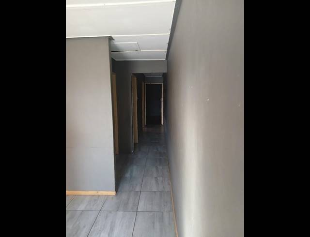 3 BEDROOM HOUSE FOR SALE IN ATLANTIS